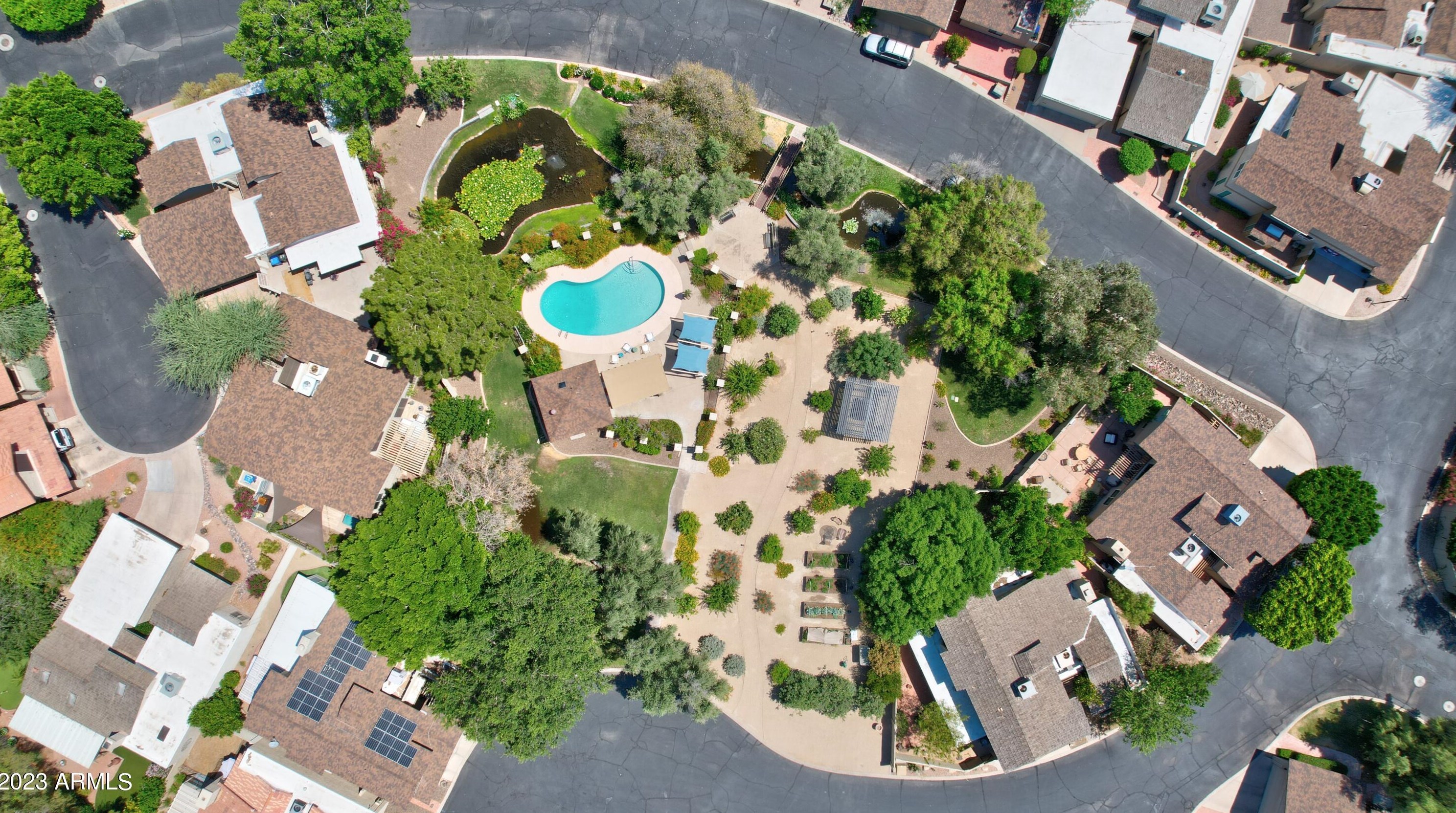 1501 Nicolet Ave, Phoenix AZ  85020-5148 exterior
