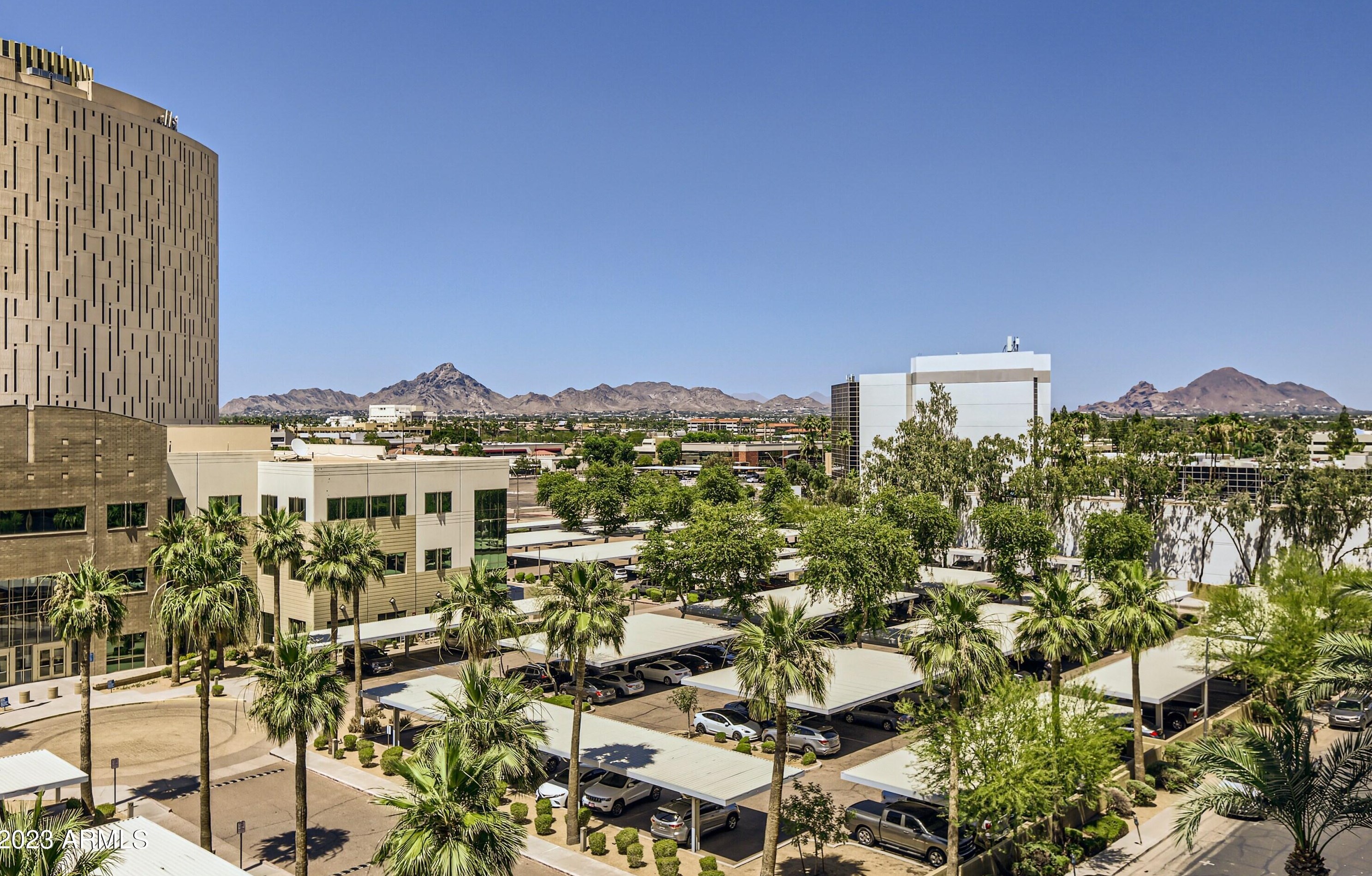 1 Lexington Ave, Phoenix AZ  85012-2433 exterior