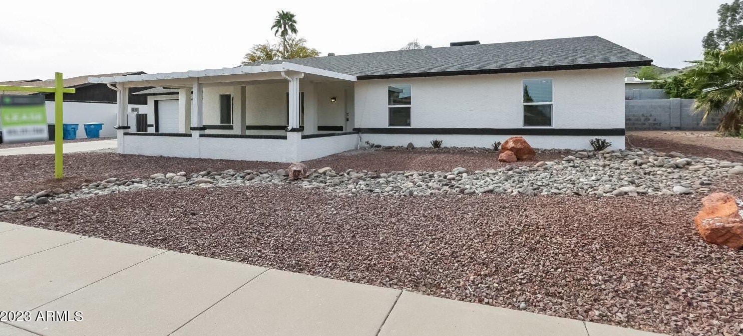 2631 Hillery Dr, Phoenix, AZ 85032-4934