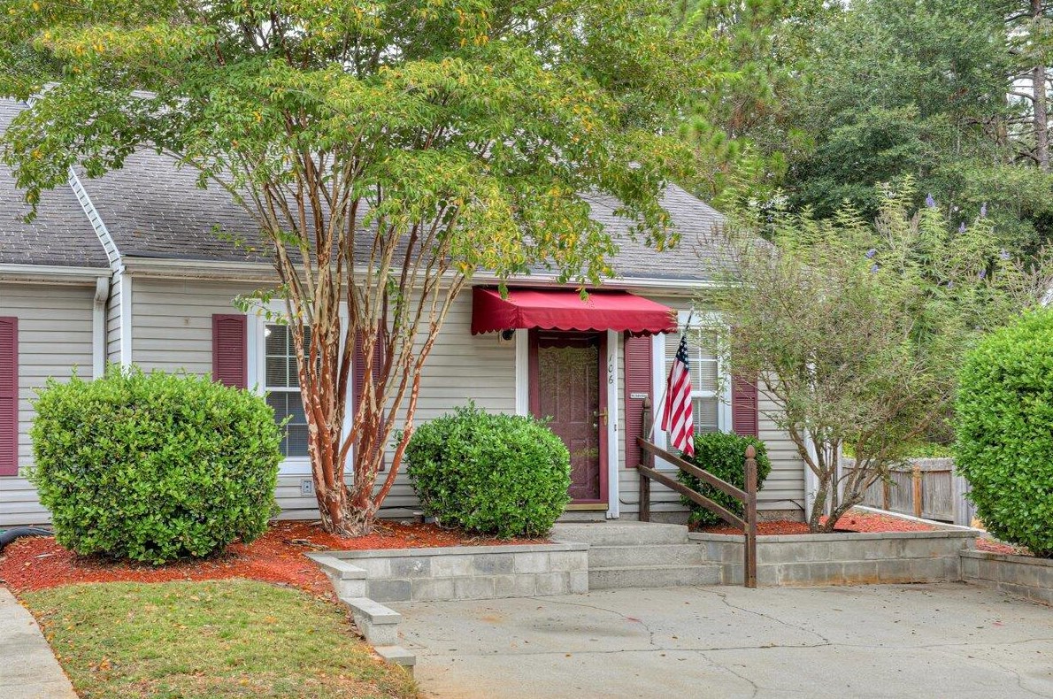 106 Shelby Dr, Aiken, SC 29803-7948