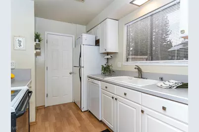 321 Ski Way #243, Incline Village, NV 89451 - Photo 8