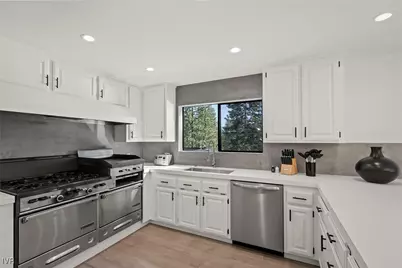 881 Donna Drive, Incline Village, NV 89451 - Photo 10