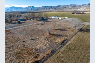 14 Ashley, Yerington, NV 89447 - Photo 28