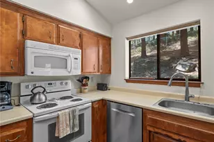 517 Lucille Dr, Incline Village, NV 89451 - Photo 14