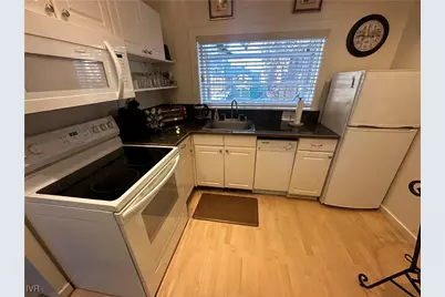 611 Nixon Avenue, Town out of Area, NV 89509 - Photo 30