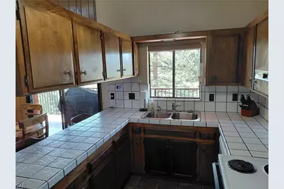 295 Bend Avenue, Lake of the Pines, CA 96143 - Photo 18