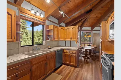 843 Jeffrey, Incline Village, NV 89451 - Photo 4