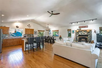 923 Michael Ct, Incline Village, NV 89451 - Photo 8