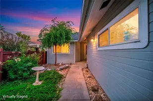 1784 Mahogany Cir, Minden, NV 89423 - Photo 4