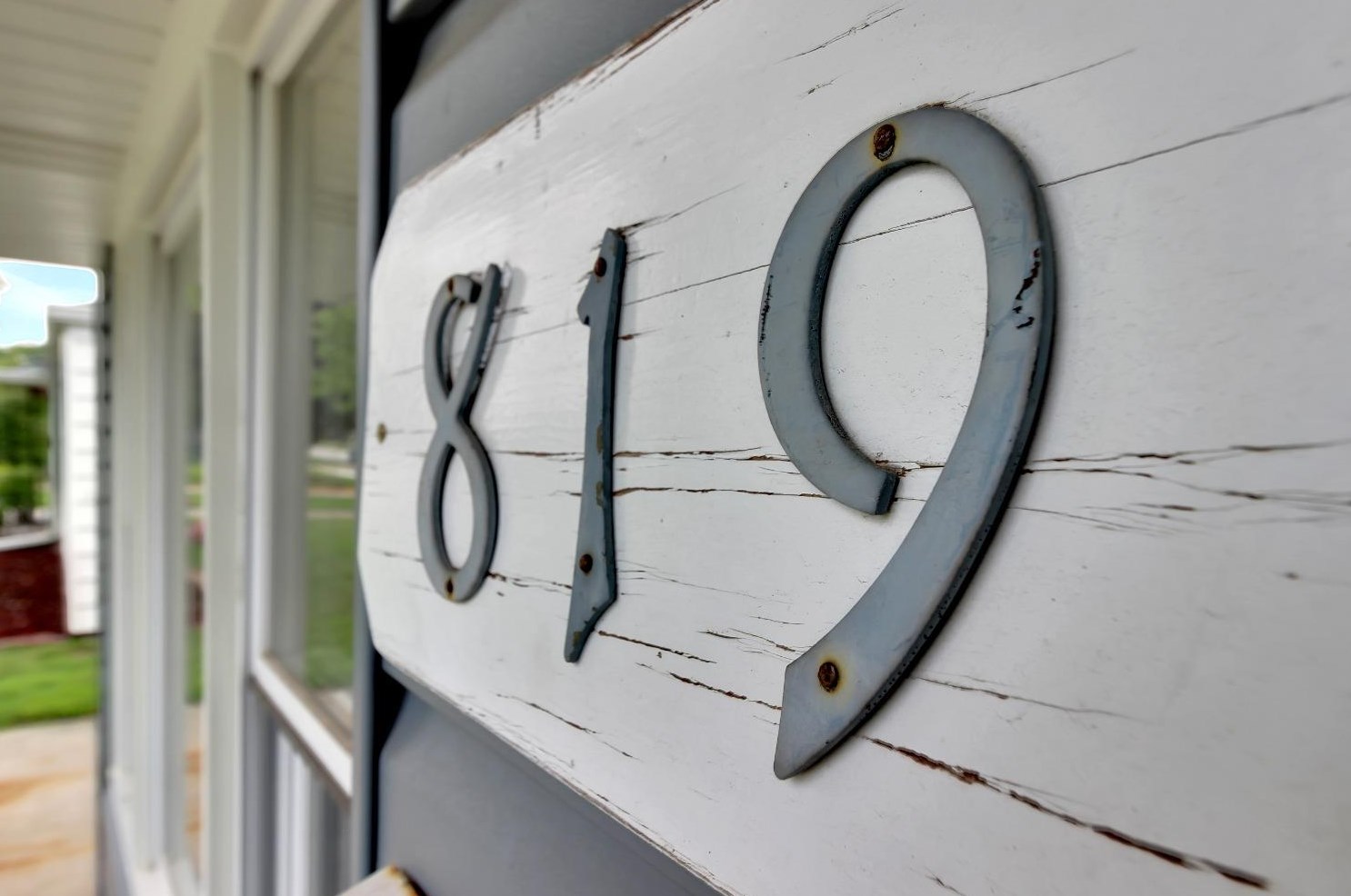 819 Indiana St, Griffith, IN 46319-3338