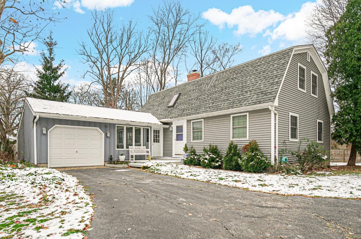 1695 Indian Boundary Rd, Porter, IN 46304
