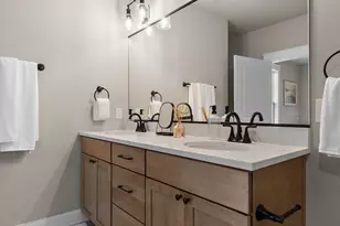 6019 S Dune Harbor Dr, Portage, IN 46368 - Photo 20