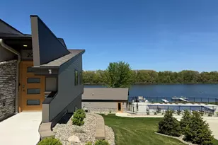 169 W McClung Rd, La Porte, IN 46350 - Photo 10