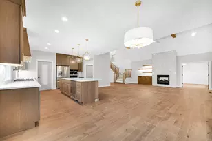 194 N Cricket Knoll Ct, Valparaiso, IN 46385 - Photo 18