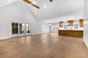 194 N Cricket Knoll Ct, Valparaiso, IN 46385 - Photo 10