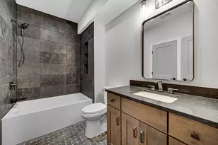 194 N Cricket Knoll Ct, Valparaiso, IN 46385 - Photo 42