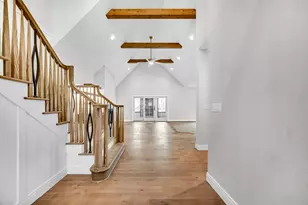 194 N Cricket Knoll Ct, Valparaiso, IN 46385 - Photo 4