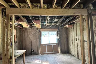 711 W 4th St, Michigan City, IN 46360 - Photo 6