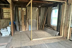 711 W 4th St, Michigan City, IN 46360 - Photo 10