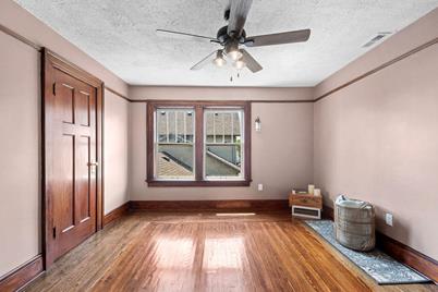 107 Lincolnway, La Porte, IN 46350 - Photo 24