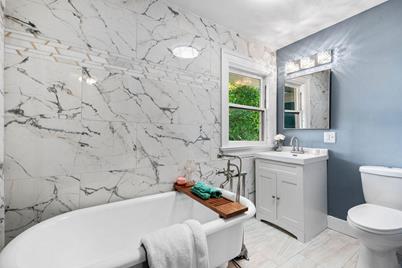 107 Lincolnway, La Porte, IN 46350 - Photo 26