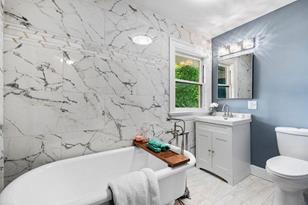 107 Lincolnway, La Porte, IN 46350 - Photo 26