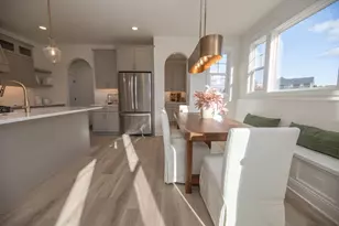 2005 Timberwood Ln, Chesterton, IN 46304 - Photo 6