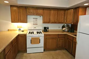 1117 Island Dr, Shelby, IN 46377 - Photo 4