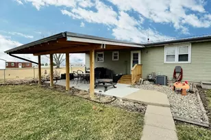 315 W Railroad St, Kentland, IN 47951 - Photo 36