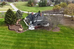 250 Bridlewood Ln, Valparaiso, IN 46385 - Photo 36