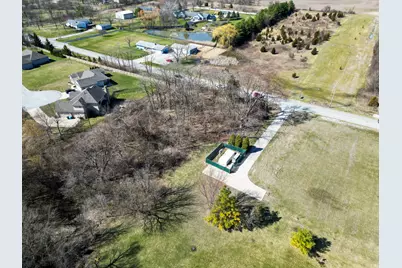 6889 E 109th Avenue, Crown Point, IN 46307 - Photo 10