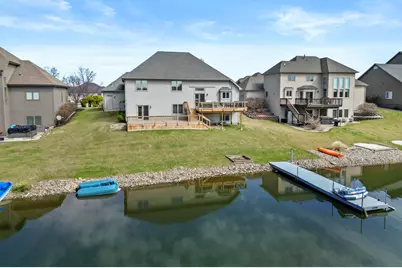 10330 Doubletree Drive S, Crown Point, IN 46307 - Photo 2