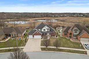 29 81st Ave, Schererville, IN 46375 - Photo 2