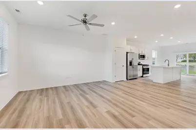 471 E 127th Place, Crown Point, IN 46307 - Photo 4