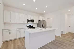 521 E 127th Pl, Crown Point, IN 46307 - Photo 12