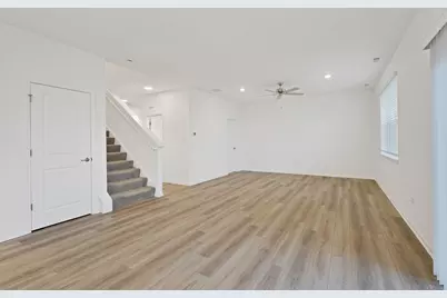 521 E 127th Place, Crown Point, IN 46307 - Photo 16