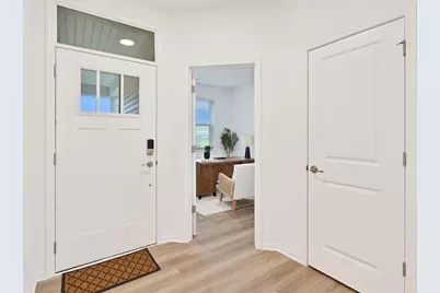 451 E 127th Place, Crown Point, IN 46307 - Photo 2