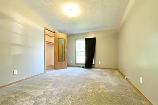 605 E Washington St, Morocco, IN 47963 - Photo 10