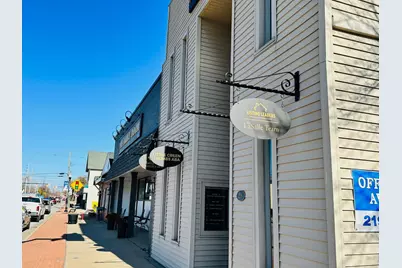 209 S Main Street #2c, Kouts, IN 46347 - Photo 4