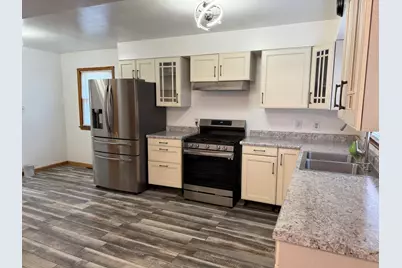 9505 Kennedy Avenue, Highland, IN 46322 - Photo 2