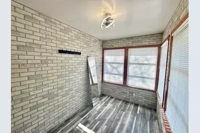 9505 Kennedy Avenue, Highland, IN 46322 - Photo 6