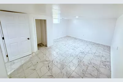 9505 Kennedy Avenue, Highland, IN 46322 - Photo 22