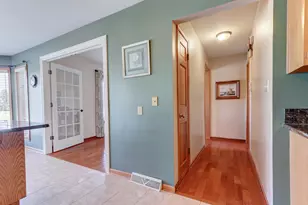 200 Golfview Dr, Schererville, IN 46375 - Photo 28