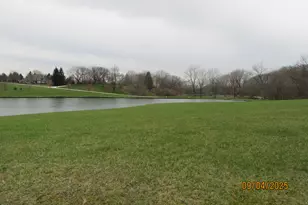 274 Bridlewood Ln, Valparaiso, IN 46385 - Photo 1