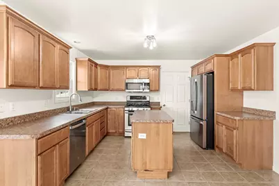 10645 Illinois Street, Crown Point, IN 46307 - Photo 4