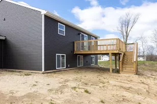 114 Mayfield Dr, Michigan City, IN 46360 - Photo 74