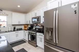 114 Mayfield Dr, Michigan City, IN 46360 - Photo 16