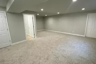 326 Clifford Wy, Westchester Township, IN 46304 - Photo 46