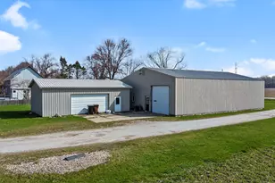 56803 Tulip Rd, New Carlisle, IN 46552 - Photo 14