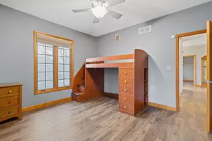 2776 W Hogan Ave, La Porte, IN 46350 - Photo 36
